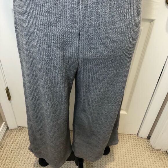 Wild Fable gray one piece jumper, size medium - Picture 3 of 6